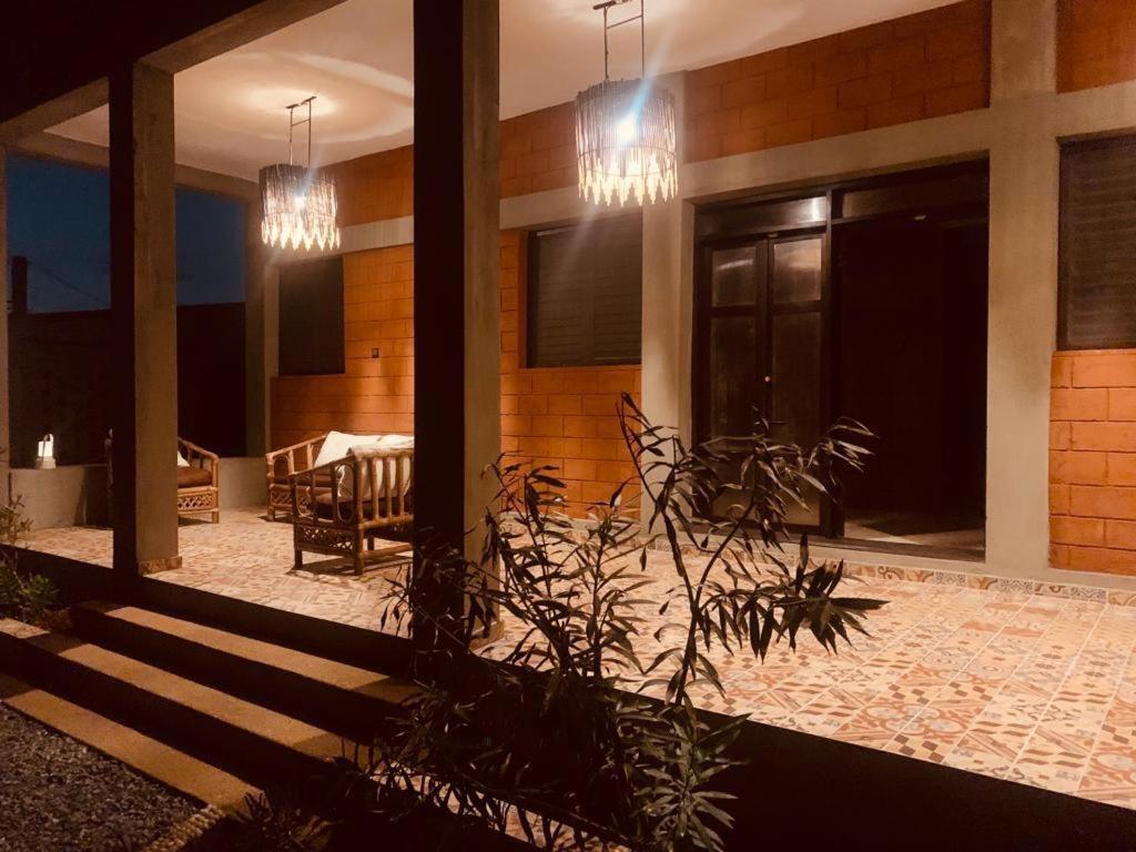 La Maison Bleue ロメ エクステリア 写真