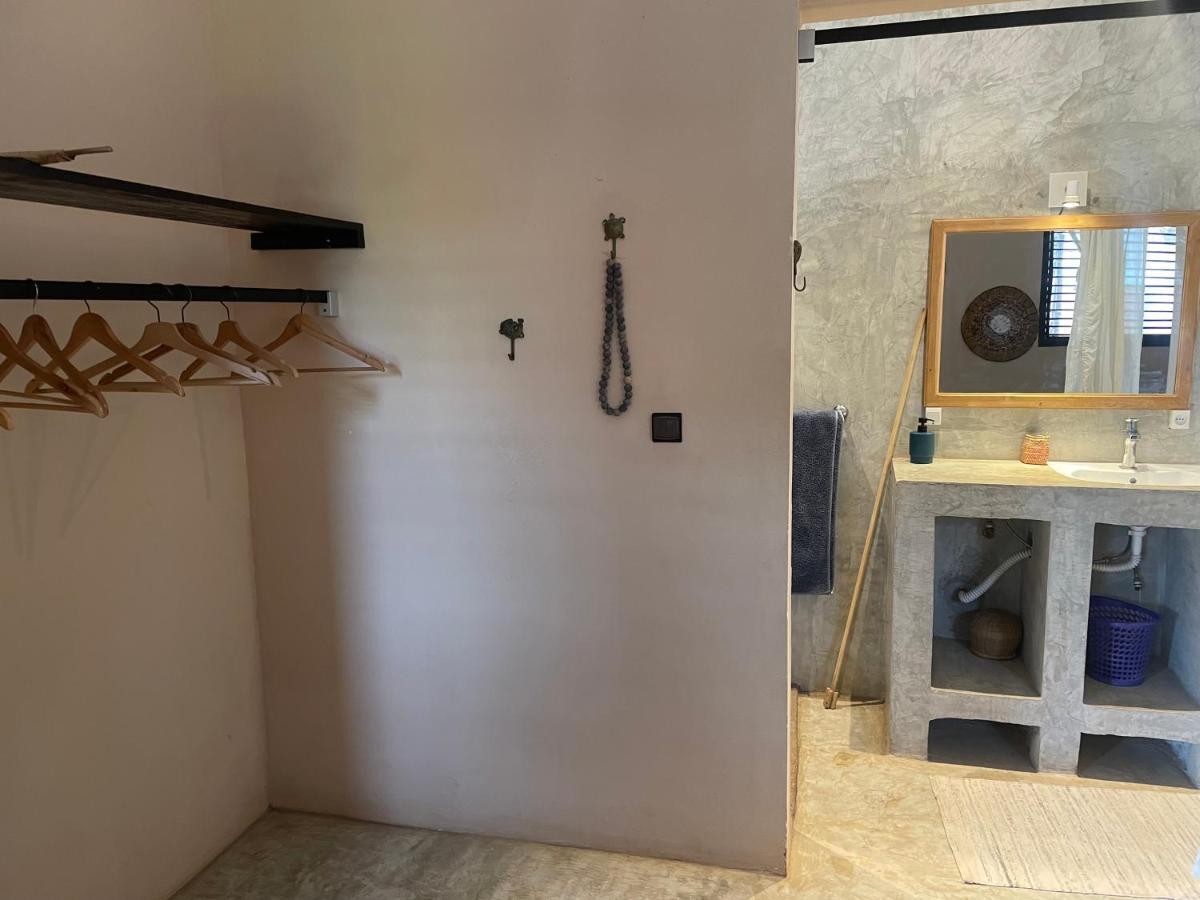 La Maison Bleue ロメ エクステリア 写真