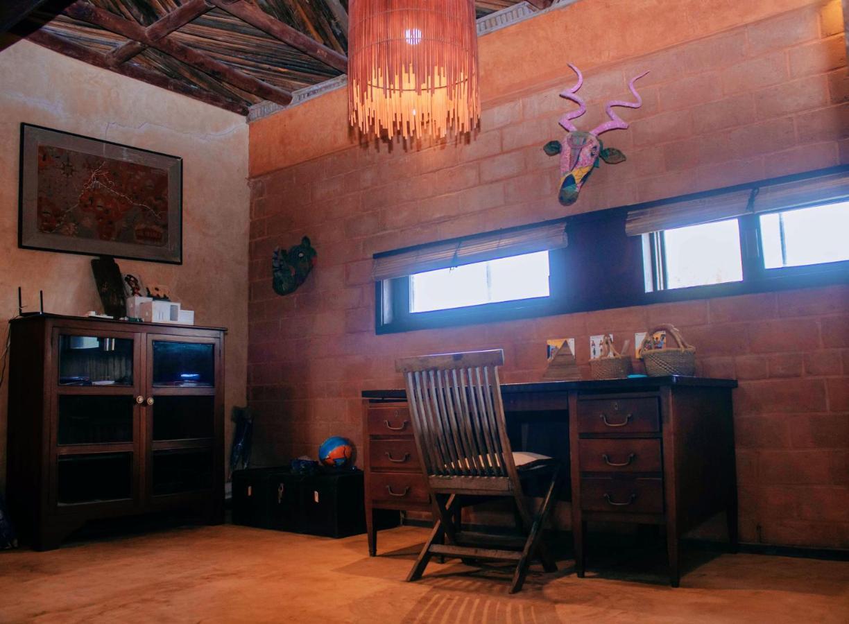 La Maison Bleue ロメ エクステリア 写真